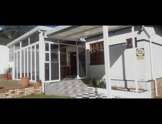 3 BEDROOM HOUSE FOR SALE IN KENSINGTON